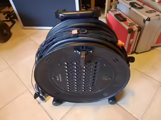 32/8 kan&aacute;lov&yacute; XLR buben Klotz 