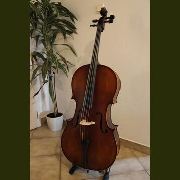 Prodám 4/4 violoncello