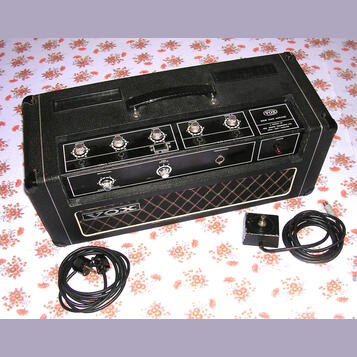 Zesilovač Vox D-Bass