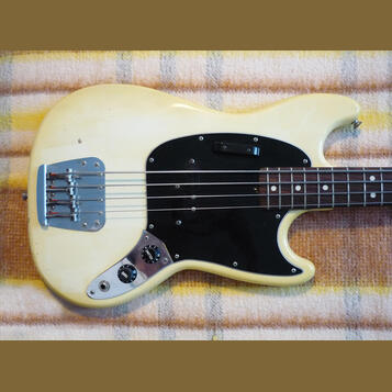 Fender Mustang Bass * r .v. 1977-78 * Made in USA * 
