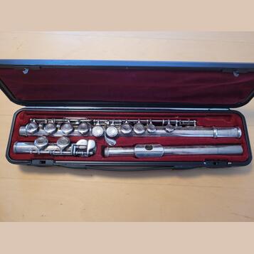 flétna Yamaha 211s