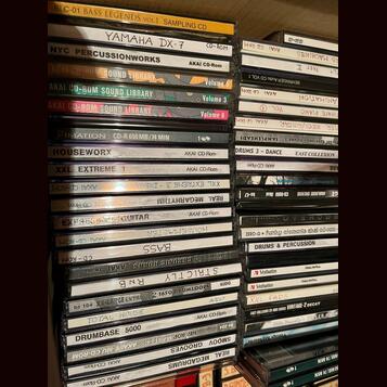 Sbírka sample CD pro samplery AKAI