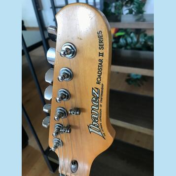 Ibanez Roadstar II - 1984
