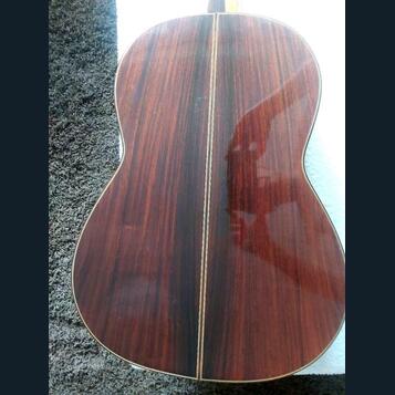 Koncertní mistrovská gitara AMALIO BURGUET 1A.