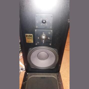Elac Axiom Active