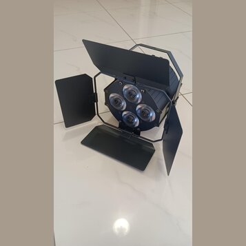 120W CWW LED blinder s klapkama