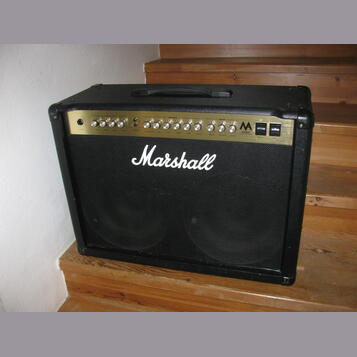 Kytarové kombo marshall  MA100C -100W celolampa
