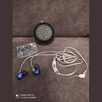 Shure SE846 Sound Isolating Earphones - BLUE-  FULL SET