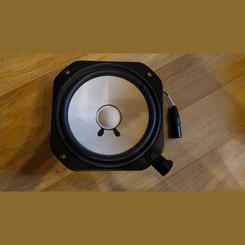 Prodám Subkick Yamaha NS10