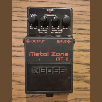 BOSS MT-2 Metal Zone