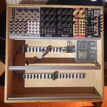 Bastl Instruments Powered 76 hp 9U