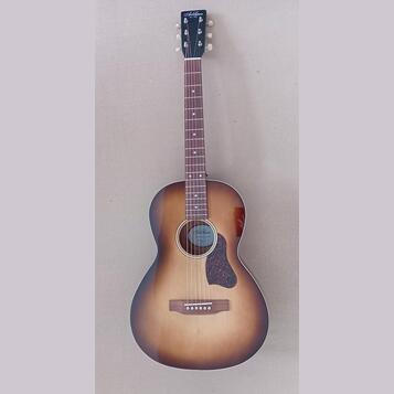 Art & Lutherie Roadhouse Light Burst GT EQ