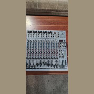 Behringer mix 