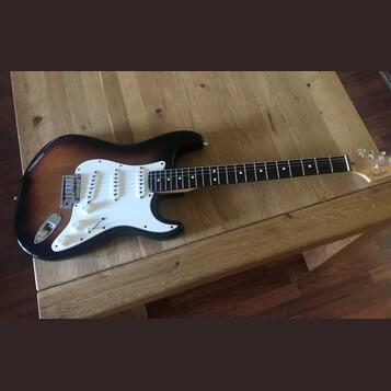 Fender USA Standard Stratocaster 2000