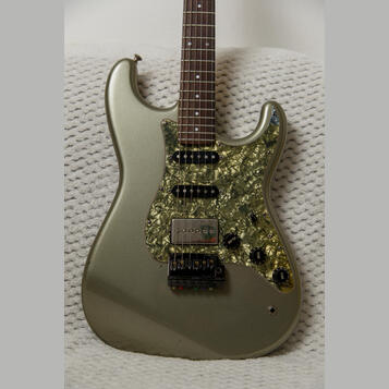 Fender Contemporary Stratocaster 1987 MIJ Japan