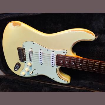Stratocaster V6 Icon relic s DiMarzio Chopper+Kufr zdarma 
