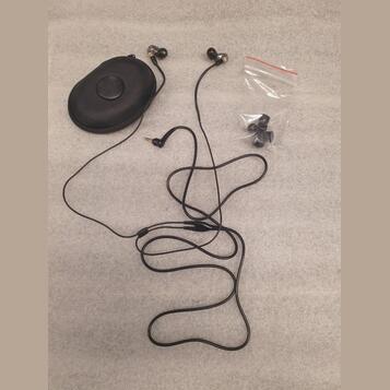 Shure SE425-V Sound Isolating Earphones - Metallic Silver
