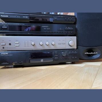 Moving out Sale/ Hi fi System