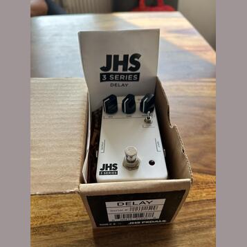 JHS 3 Series Delay pedál