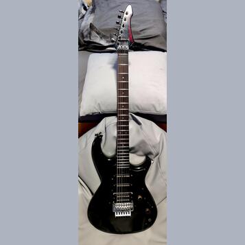 Aria Pro II RS Knight Warrior (1985 Japonsko)