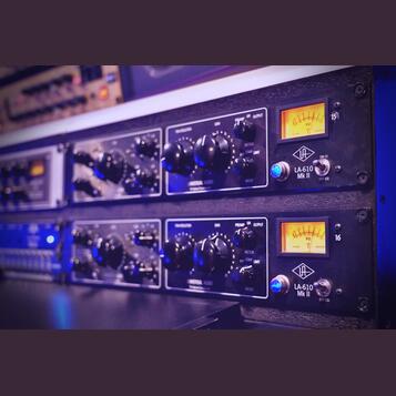 Universal Audio LA-610 mk-II (výměna možná)