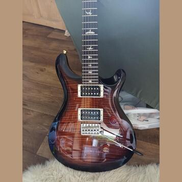 PRS SE Custom 24 Black Gold Sunburst