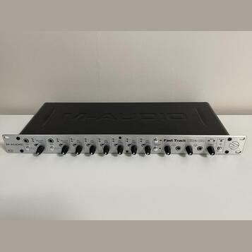 M-Audio Fast Track Ultra 8R USB audio/MIDI