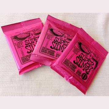 Prodám struny na el. kytaru "ERNIE BALL- SUPER SLINKY 2223"