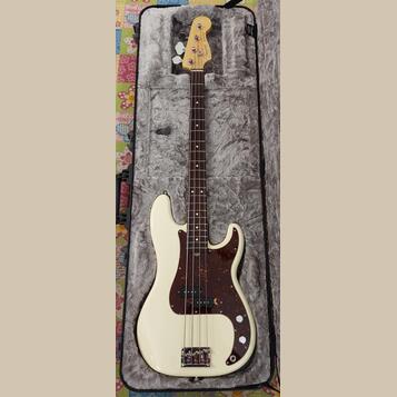 Fender American Professional Precision Bass