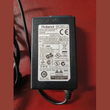 Adaptér Roland PSB-6U