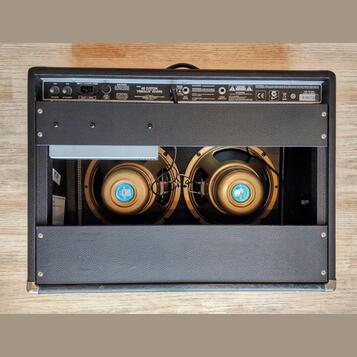 Fender 68 Custom Vibrolux Reverb