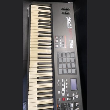 Akai MPK 88  - NOVÁ CENA