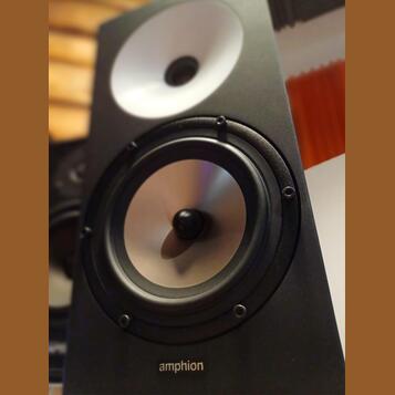 AMPHION ONE 18