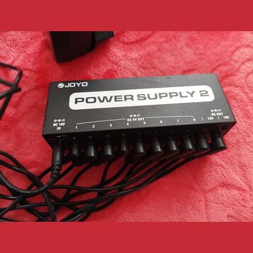 Joyo JP-02 Napájecí adaptér