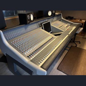 Legenda mezi analogovými mixy – D&R Marilon 32ch