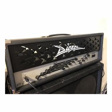 Diezel VH2 + footswitch (1400 eur)