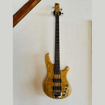 Ibanez SRX 700