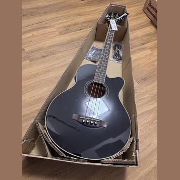 Elektroakustická baskytara Ibanez AEB8E Black
