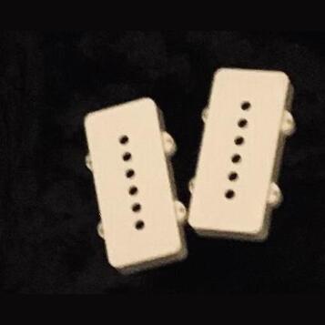 2x kryty snímačů Jazzmaster, bílé