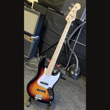 Squier Affinity Jazz Bass