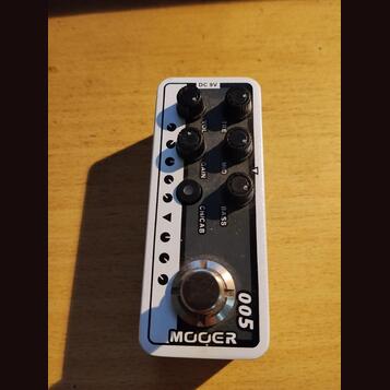 Mooer 005