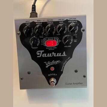 Kompaktní pololampový zesilovač Taurus Stomphead Vintage