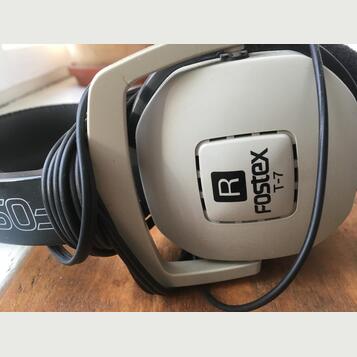 Koupím sluchátka FOSTEX T-7