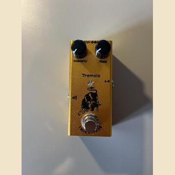 Tremolo pedál