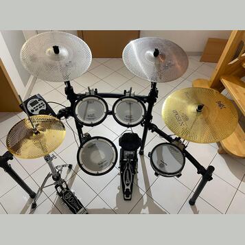 Elektronické bicí ROLAND TD-11