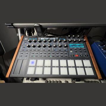 Dave Smith Instruments TEMPEST