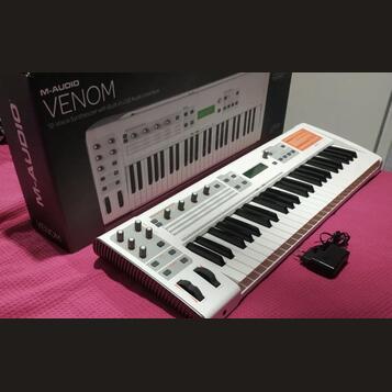 M-Audio Venom 