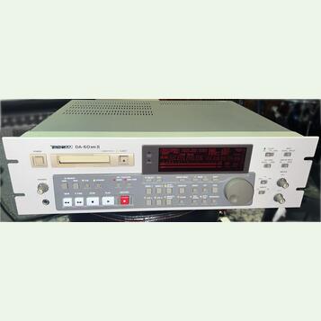 Tascam DA-60 MkII Digital Audio Tape Recorder