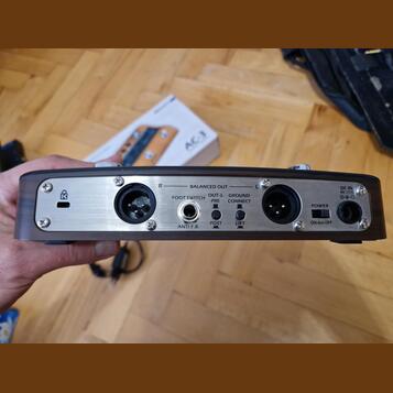 ZOOM AC-3