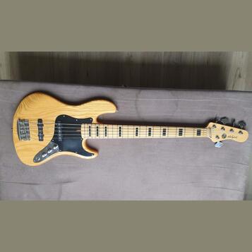 AV Basses AVJ5